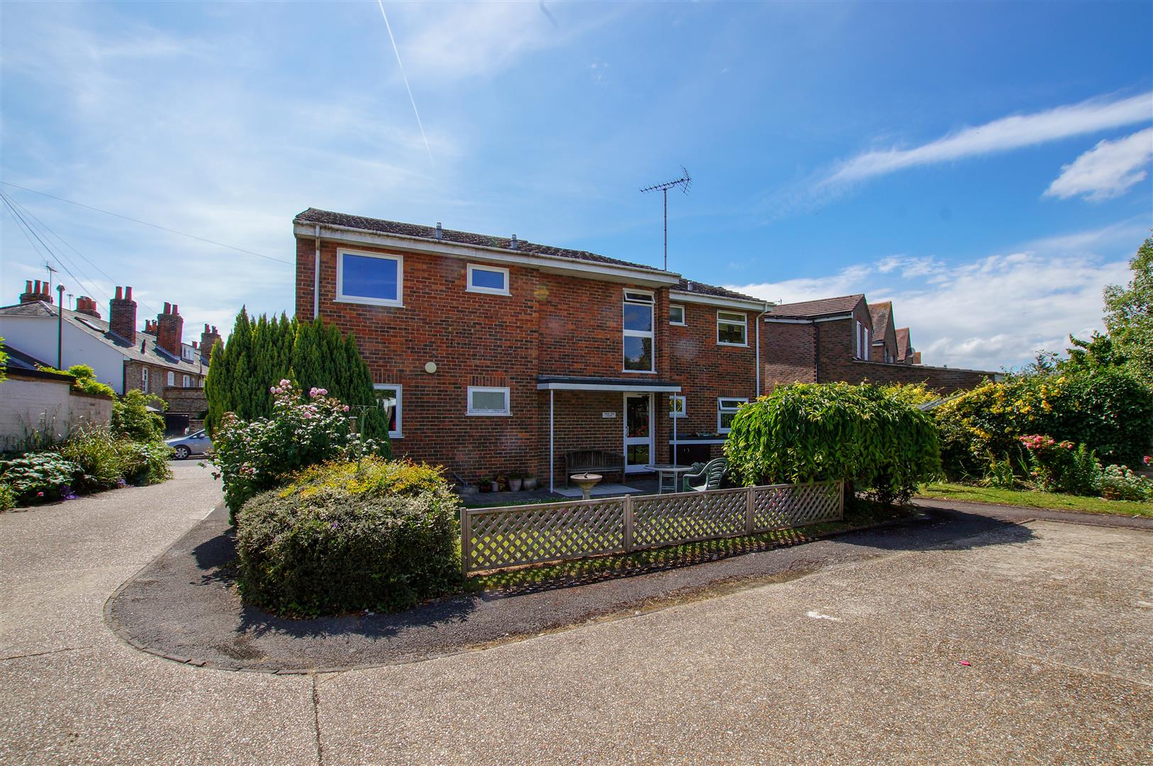 Flat Orchard Street in Chichester