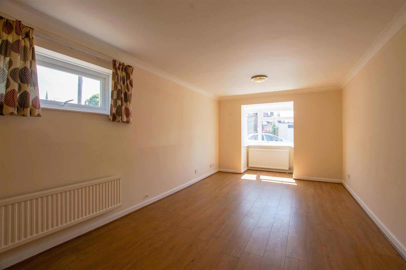 Flat Orchard Street in Chichester