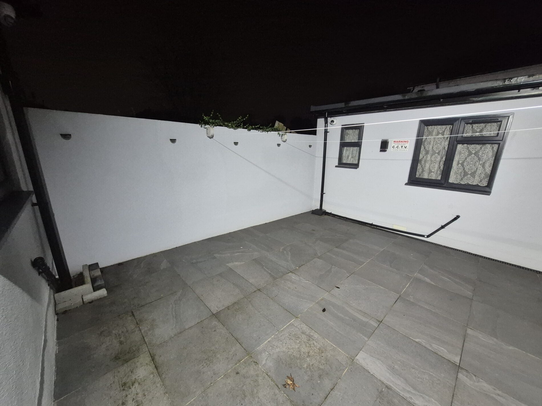 Room Bilton Road in Greater London