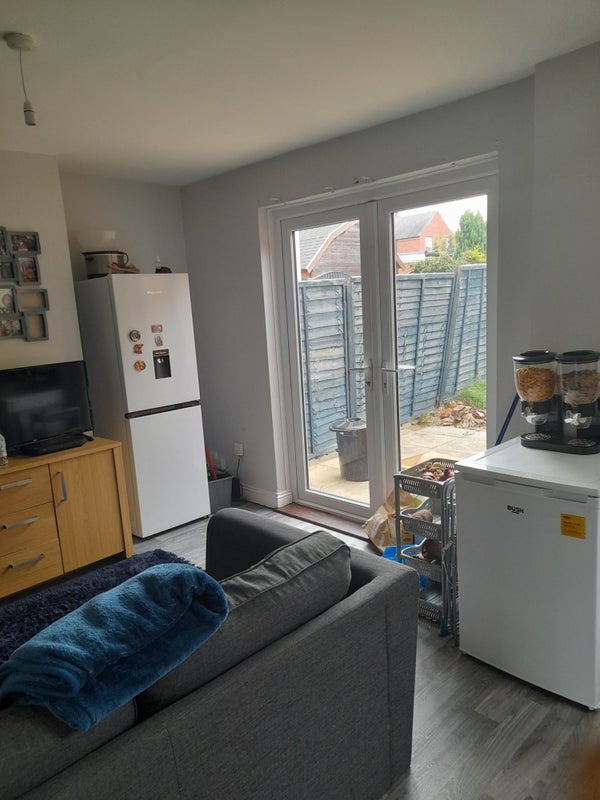 Room New Eaton Road in Nottingham