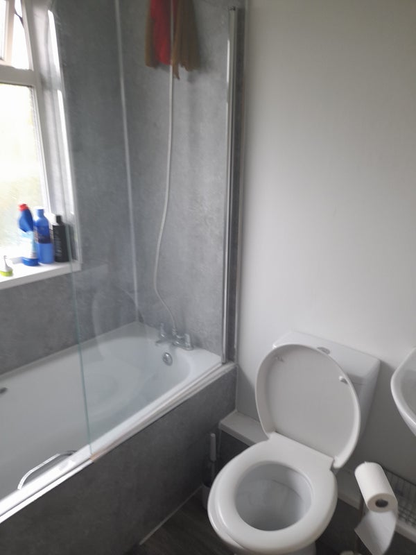 Room New Eaton Road in Nottingham