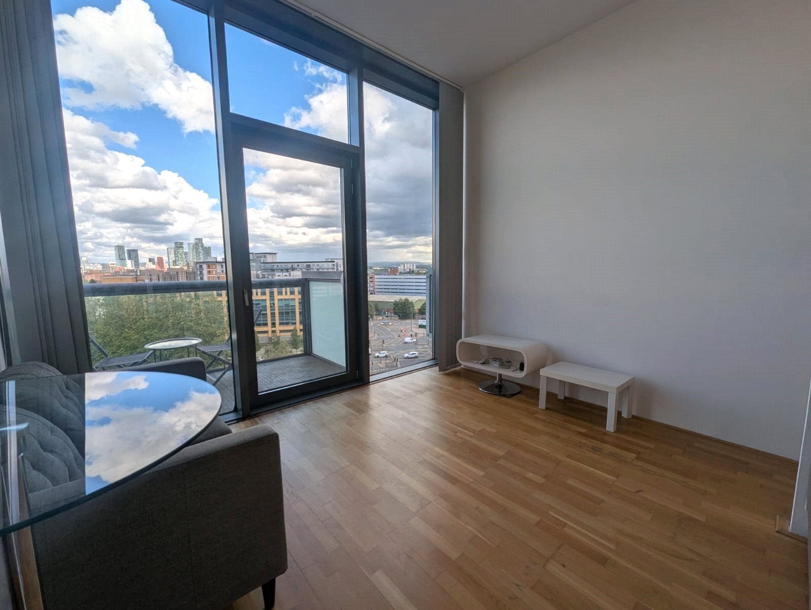 Flat Clippers Quay in Salford