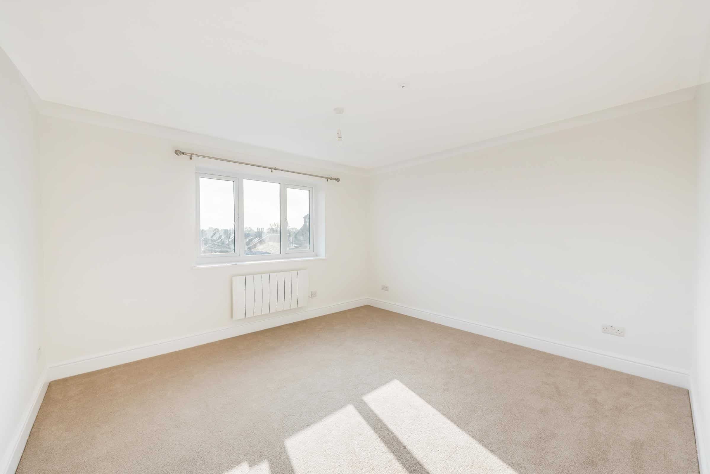 Flat Kingston Road in Greater London