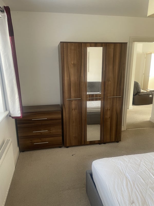 Room Ditta Drive in Sandwell