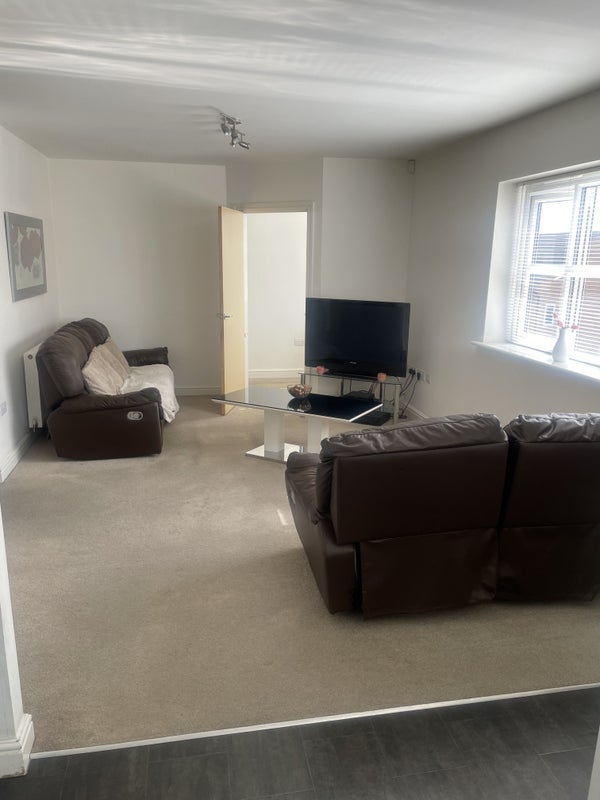 Room Ditta Drive in Sandwell