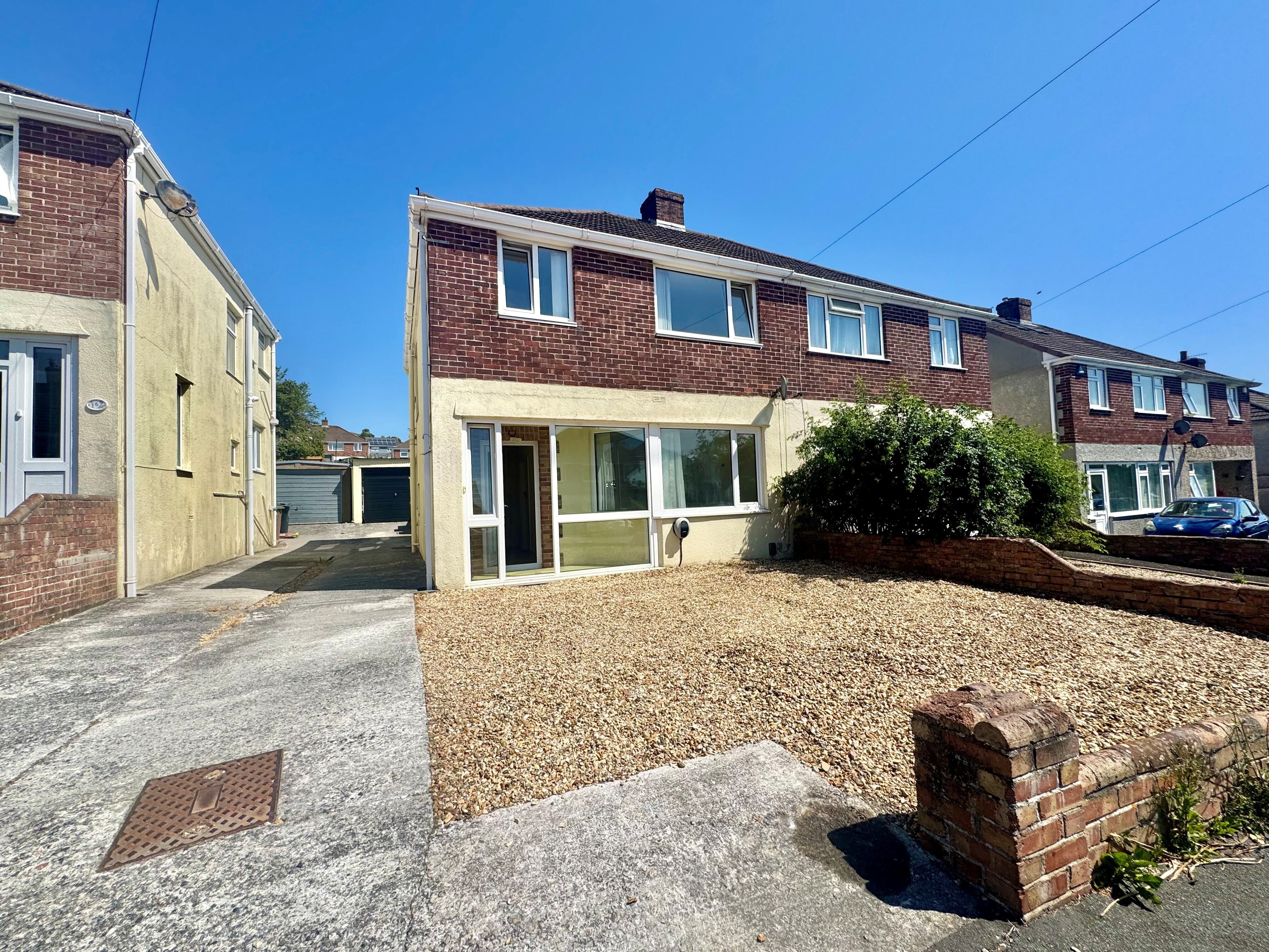 Flat St. Margarets Road in Plymouth