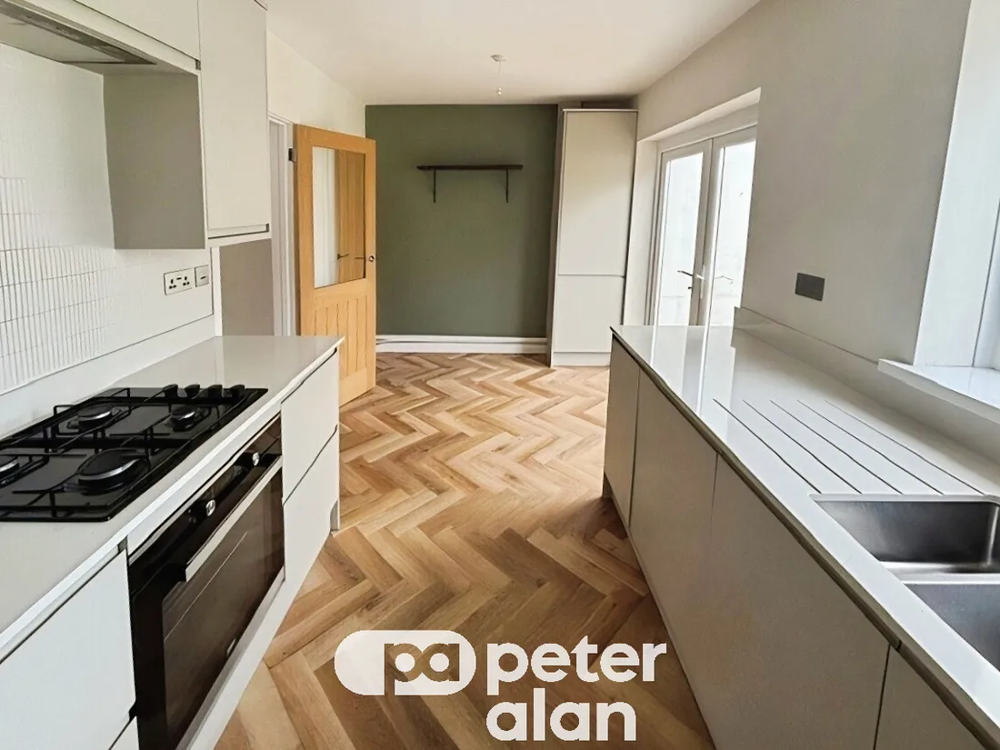 House Sker Walk in Porthcawl