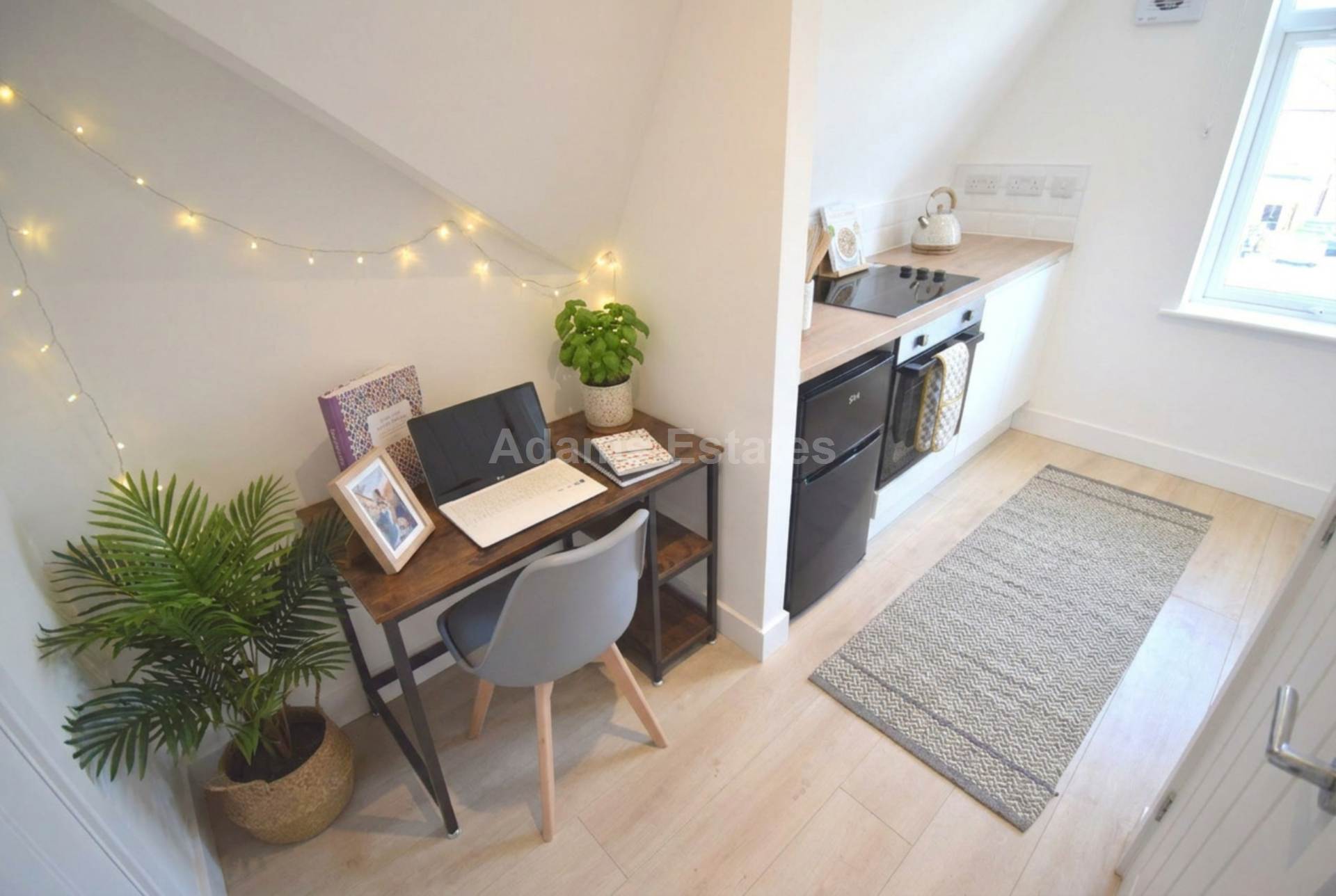 Flat Cholmeley Road in Reading