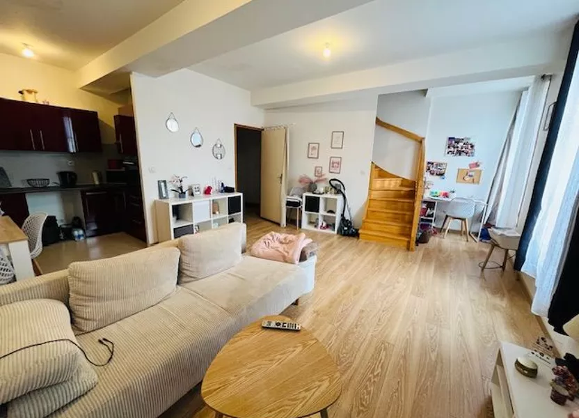 Flat Rue des Chenizelles in Laon