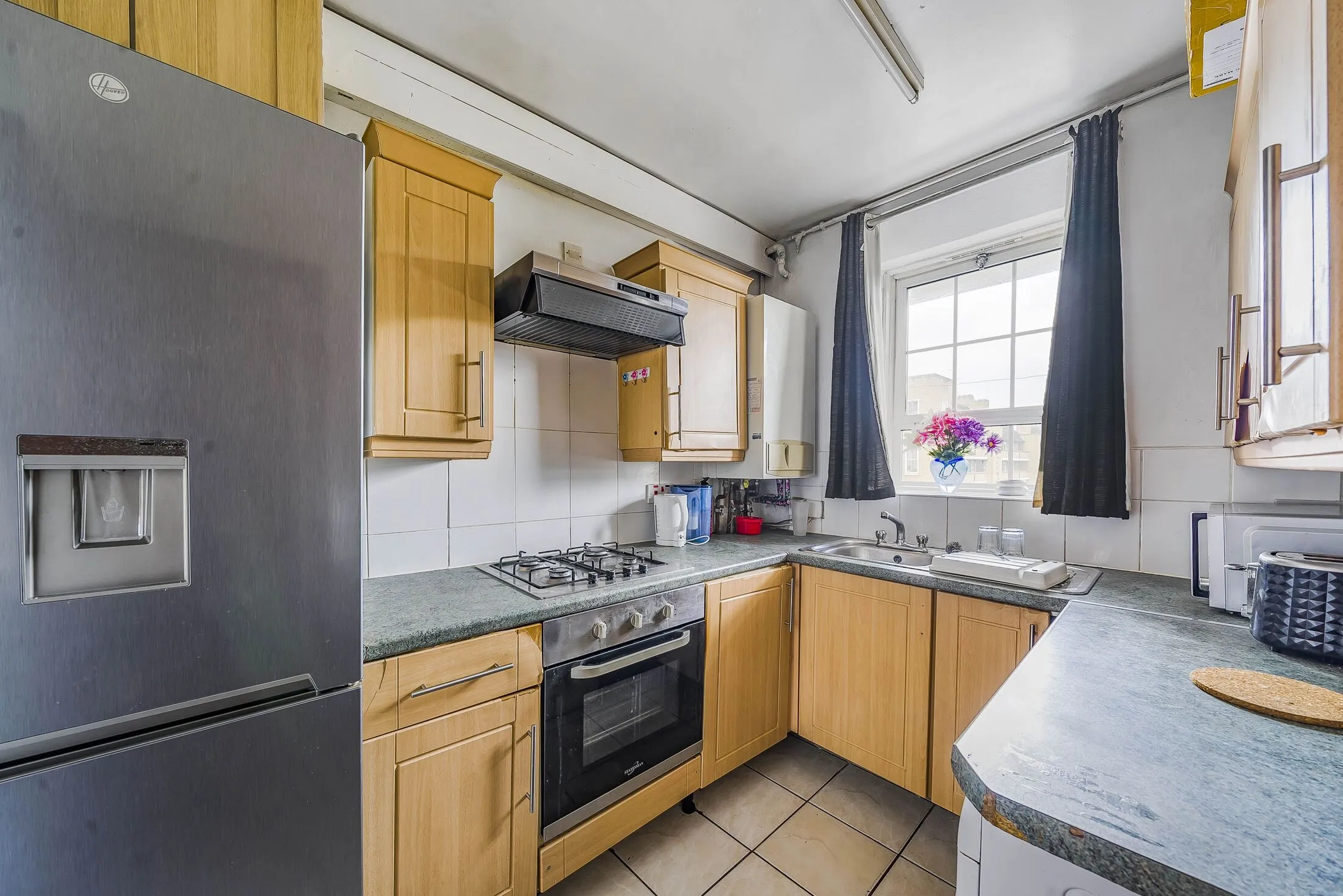 Flat Liverpool Road in Greater London