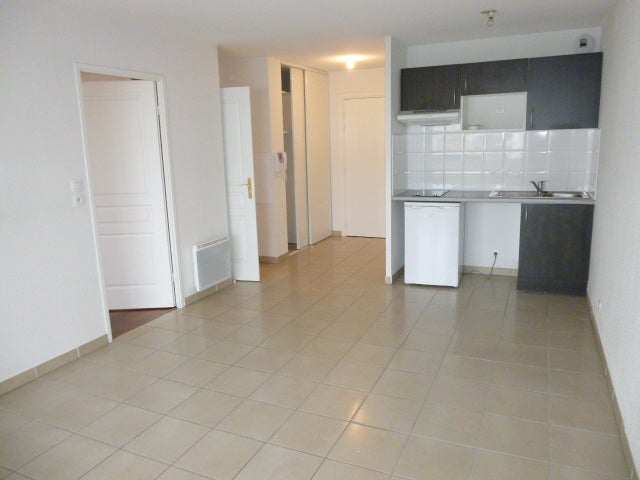 Flat Rue Paul Estival in Toulouse
