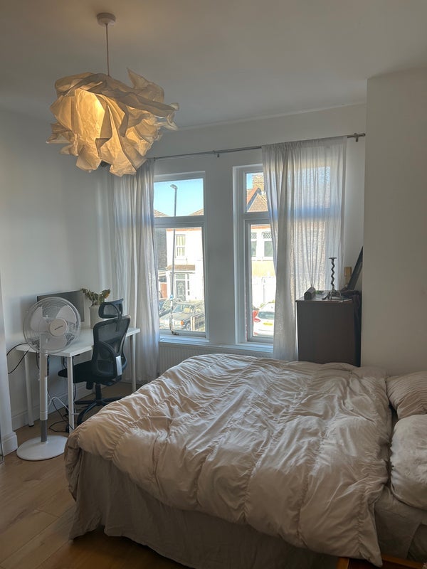 Room Braidwood Road in Greater London