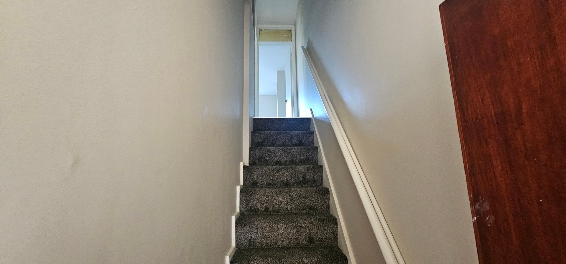 Flat Halley Road in Greater London