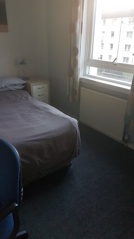 Room Muirhouse Place East in City of Edinburgh