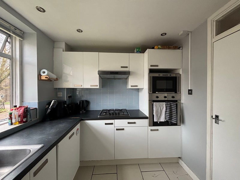 Room Alwyne Square in Greater London