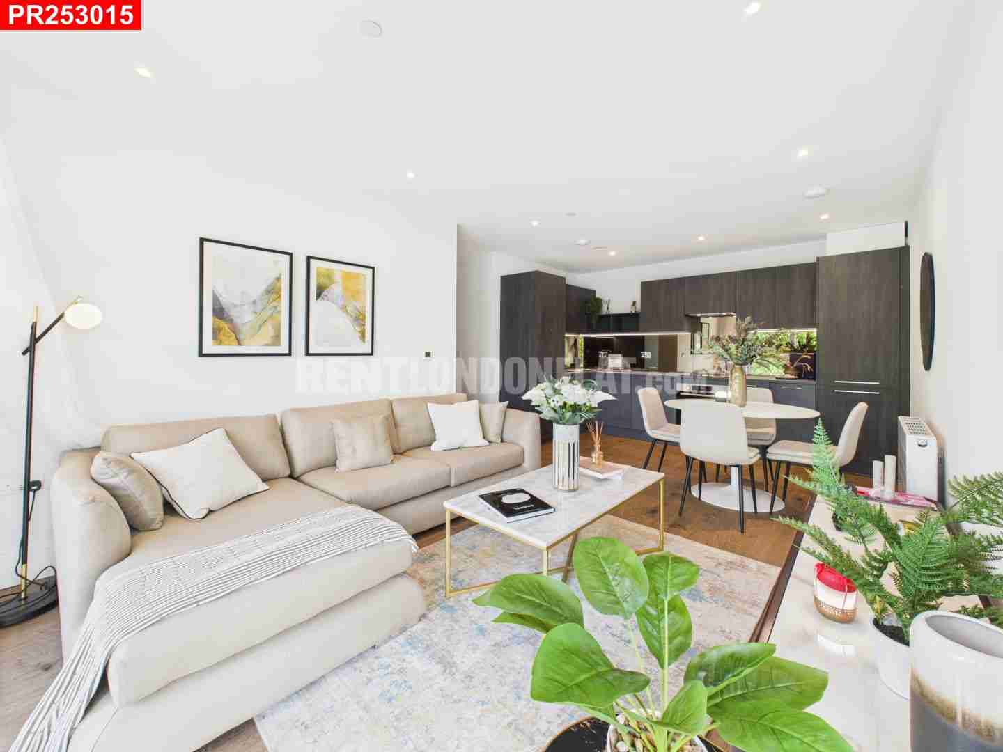 Flat Fairhaven Drive in Reading