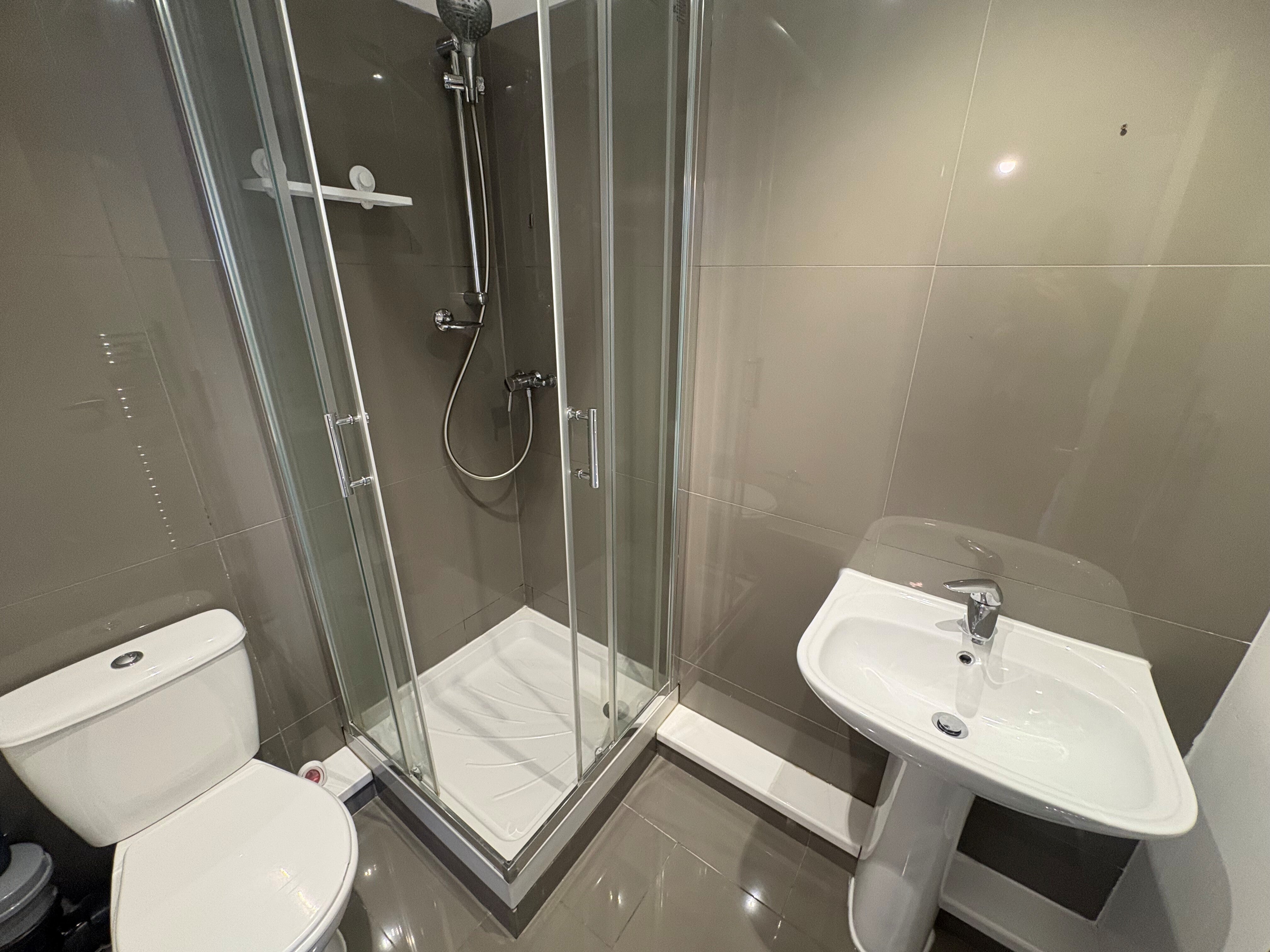 Flat Thoresby Street in Mansfield Woodhouse