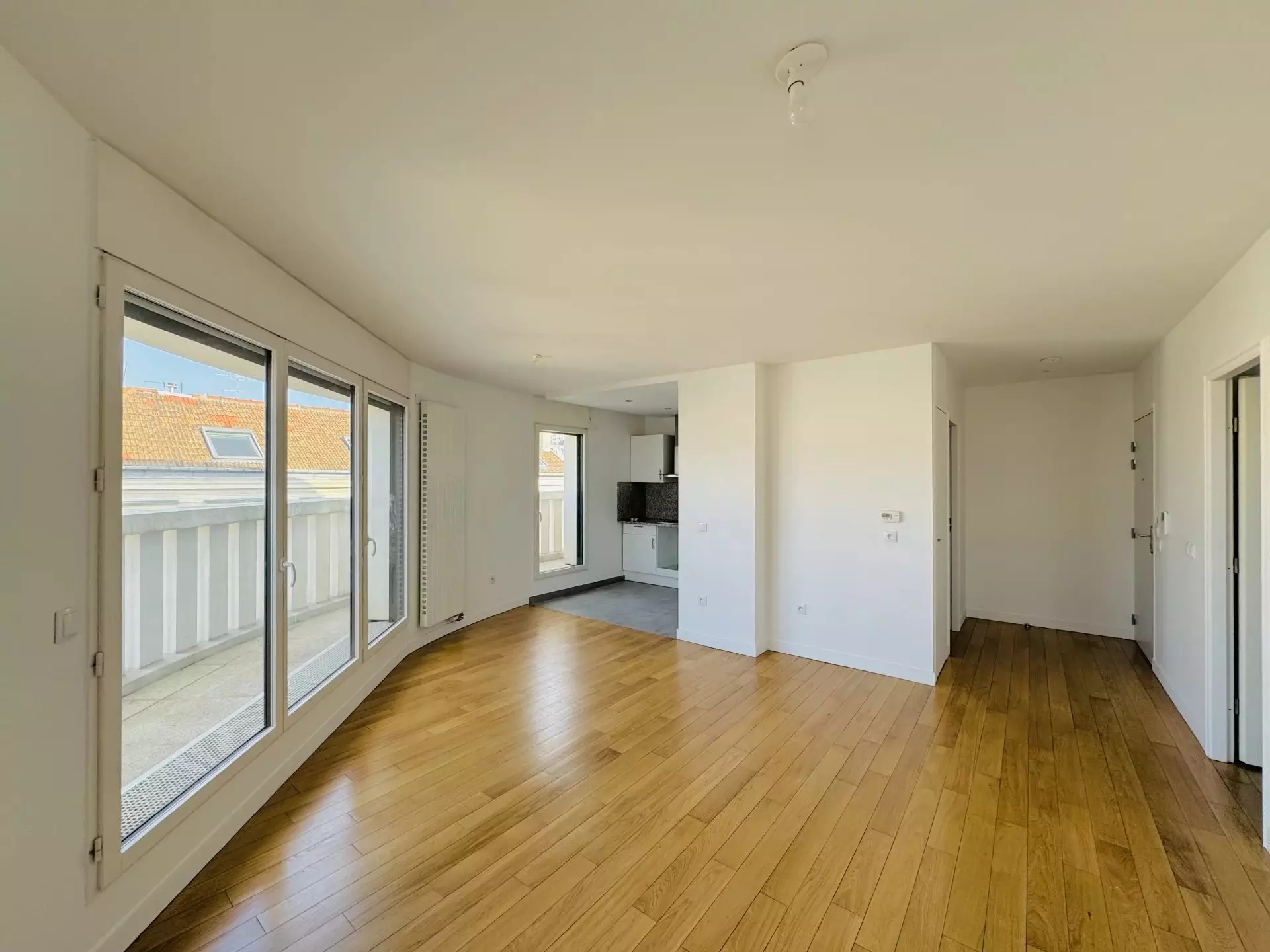 Flat Rue Louis Rouquier in Levallois-Perret