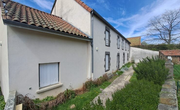 Appartement Rue du Presbytère à Charbonnières-les-Vieilles
