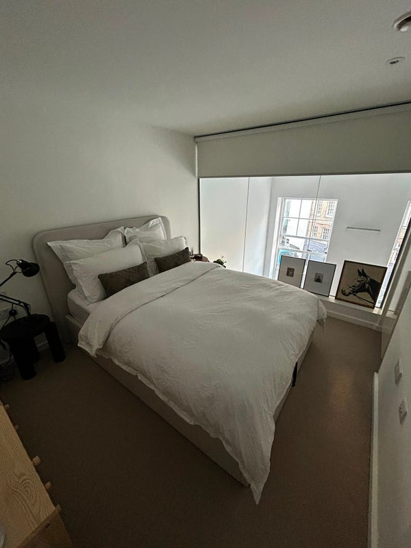 Room Hornsey Road in Greater London