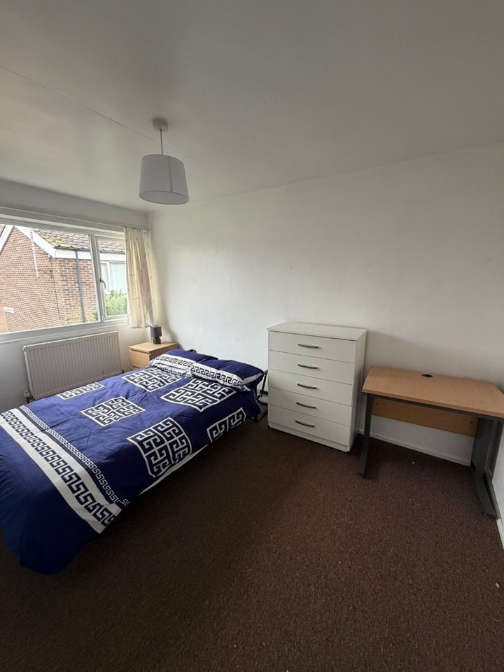 Room Roman Way in Birmingham