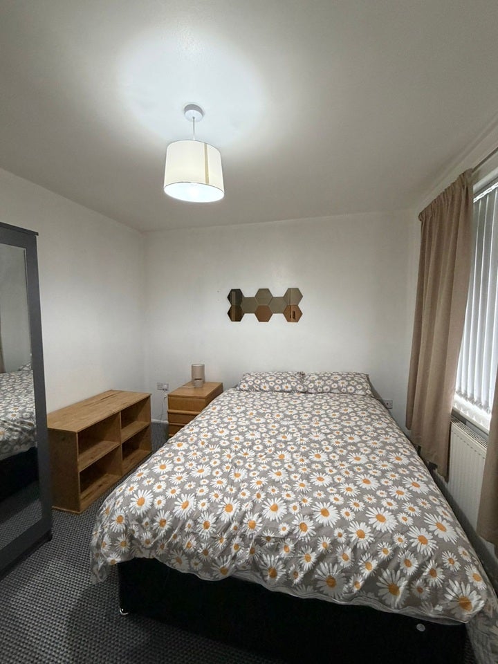 Room Roman Way in Birmingham