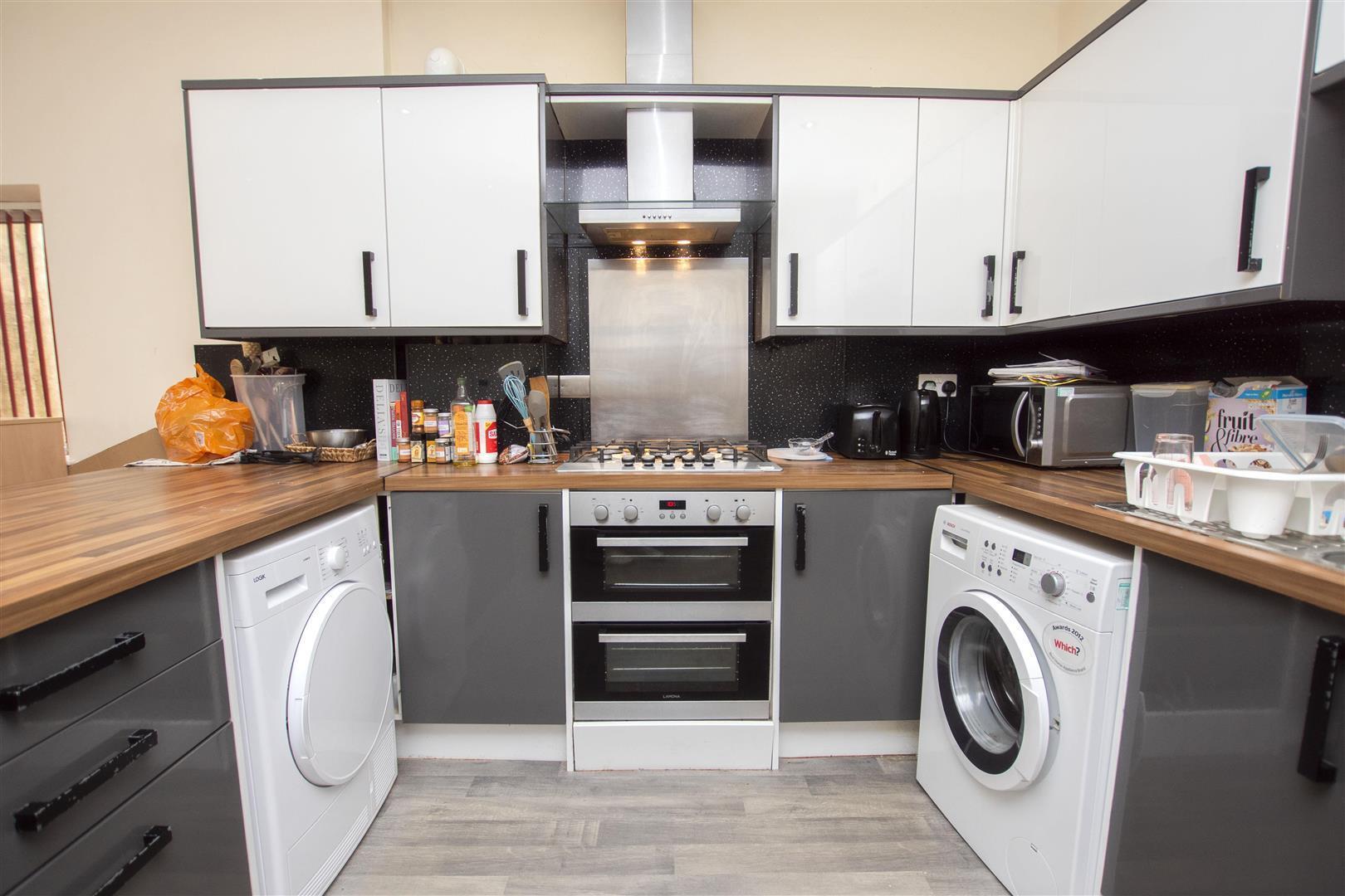 Flat Teignmouth Road in Birmingham