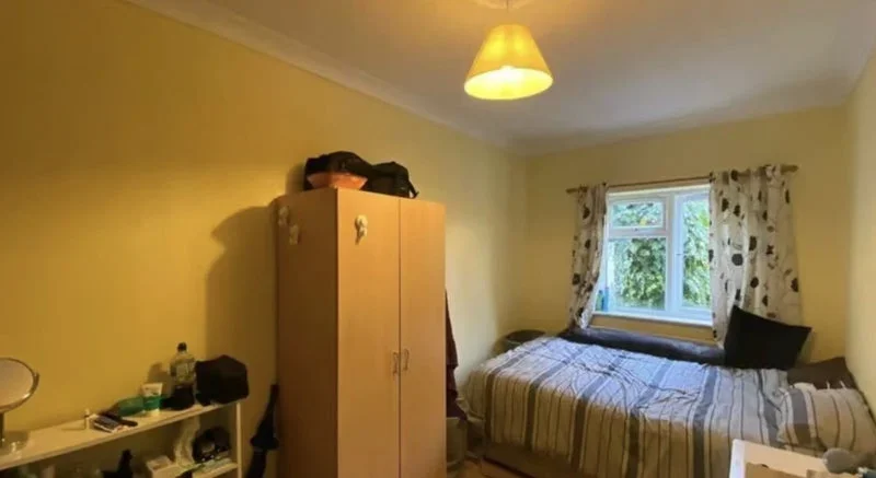 Room Merton Road in Southampton