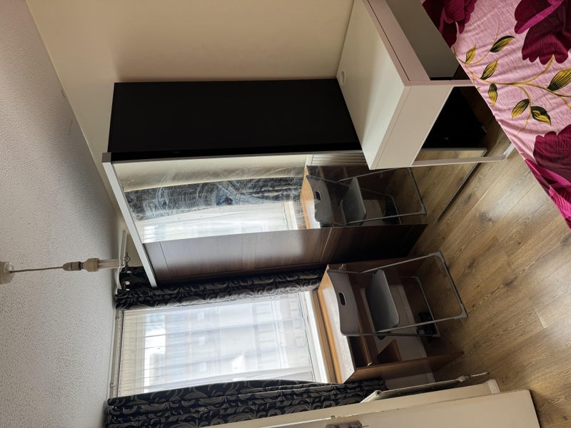 Room North Gower Street in Greater London