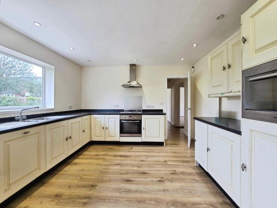 House Larch Avenue in Macclesfield