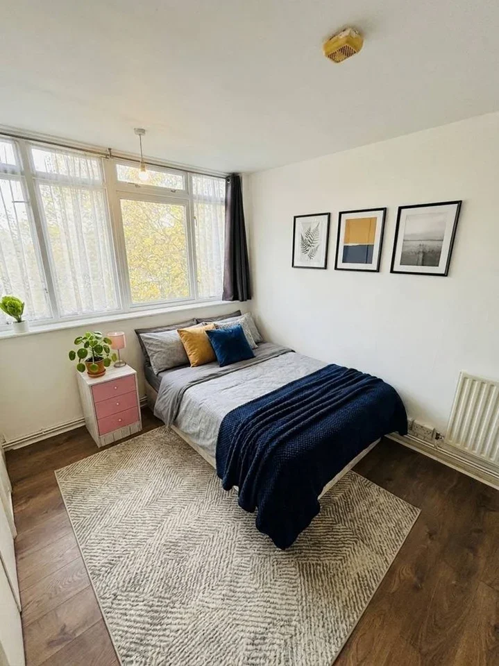 Room Marylands Road in City of Westminster