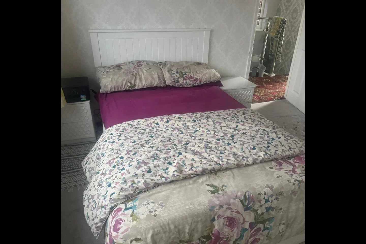 Room Bedonwell Road in Greater London