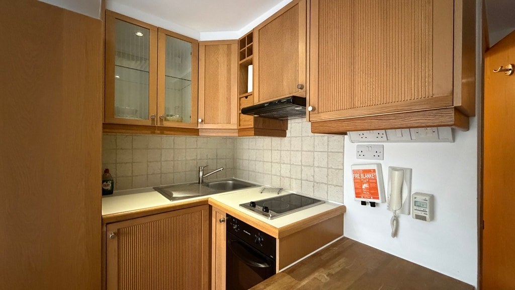 Room Cartwright Gardens in Greater London