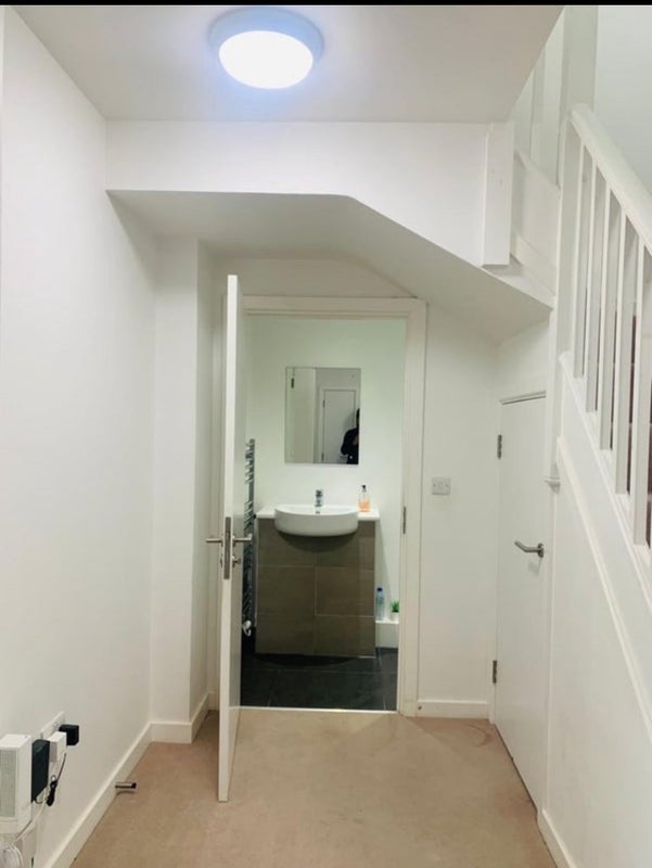 Room Shipman Road in Greater London