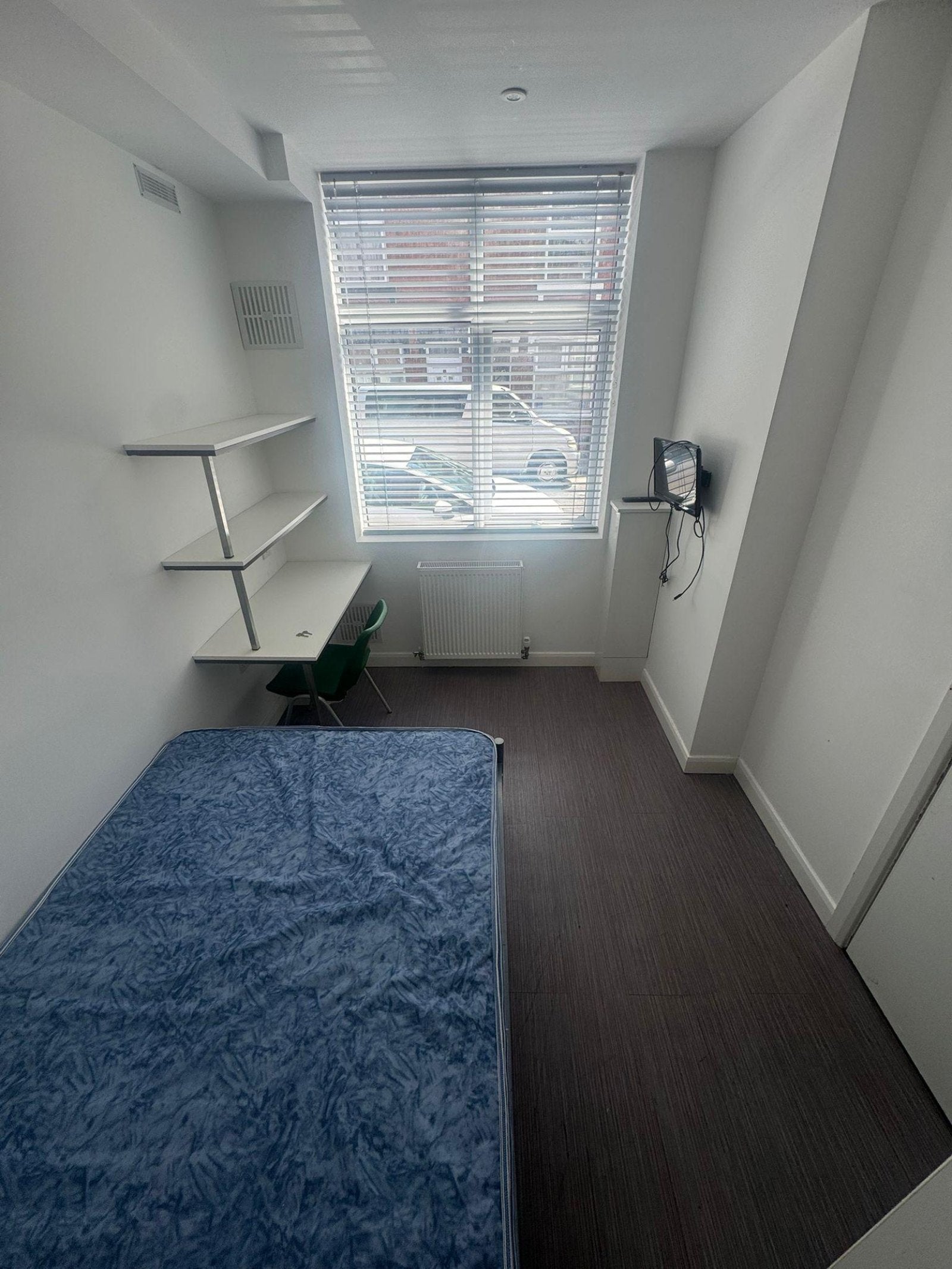 Room Conway Street in Stoke-on-Trent
