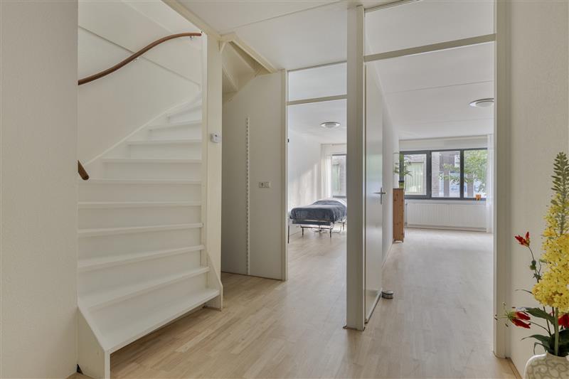 Appartement te koop: Martini van Geffenstraat 118, Amsterdam
