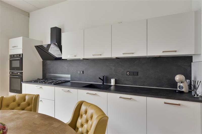Appartement te koop: Martini van Geffenstraat 118, Amsterdam