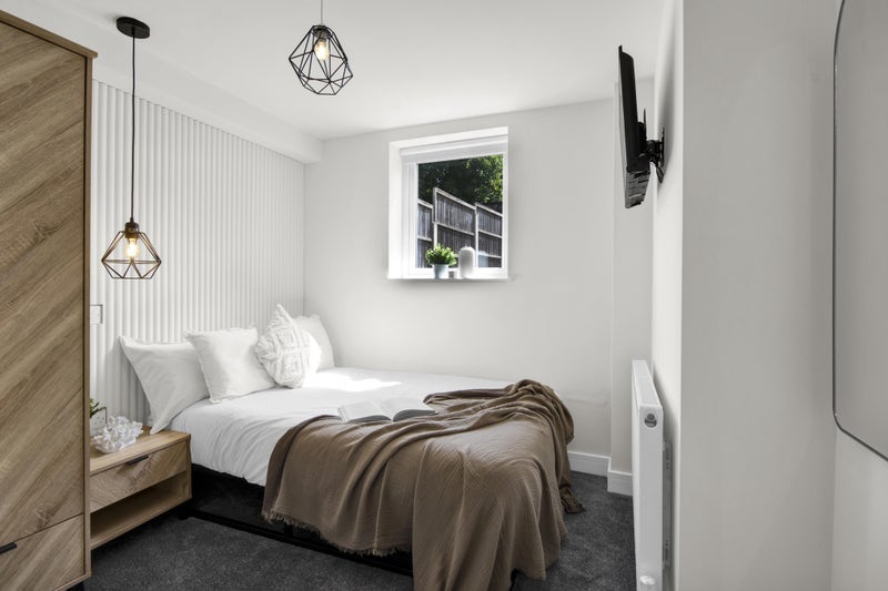 Room Derby Road in Nottingham