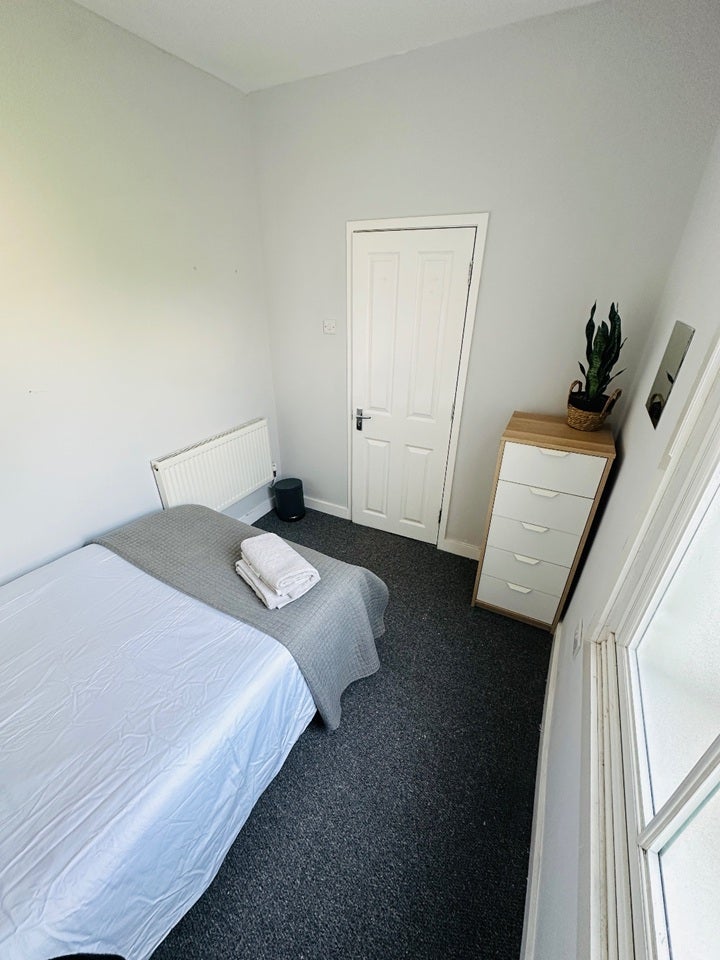 Room New England Road in Brighton