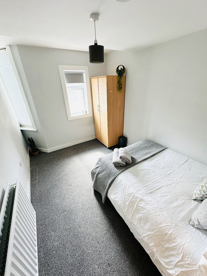 Room New England Road in Brighton