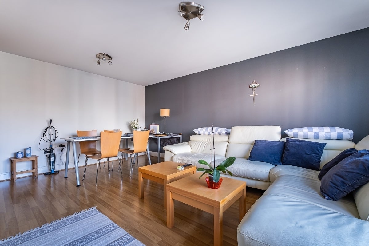 Flat Montaigne Close in City of Westminster