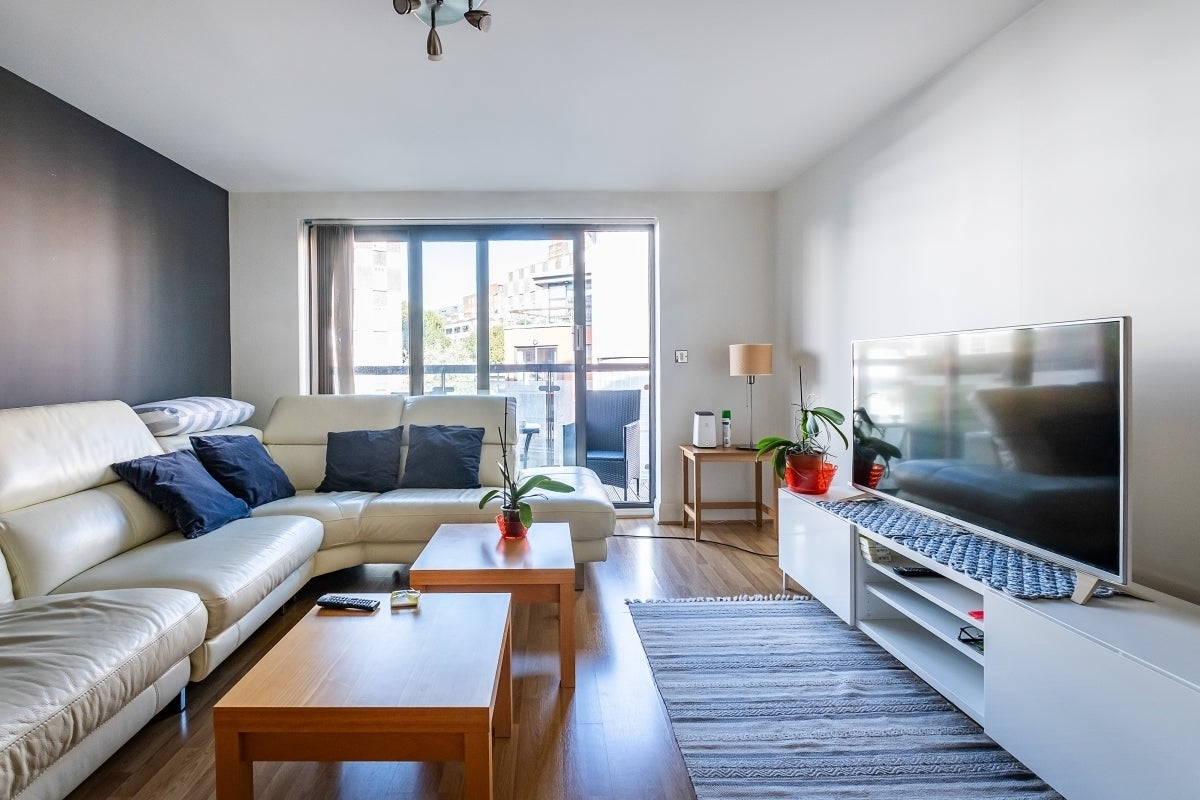 Flat Montaigne Close in City of Westminster