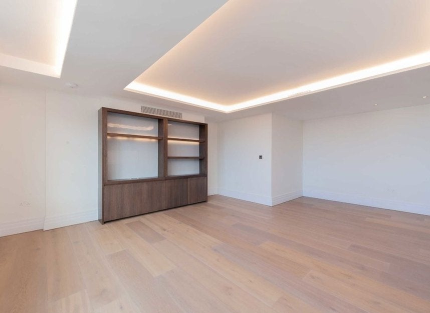 Flat Redan Place in City of Westminster