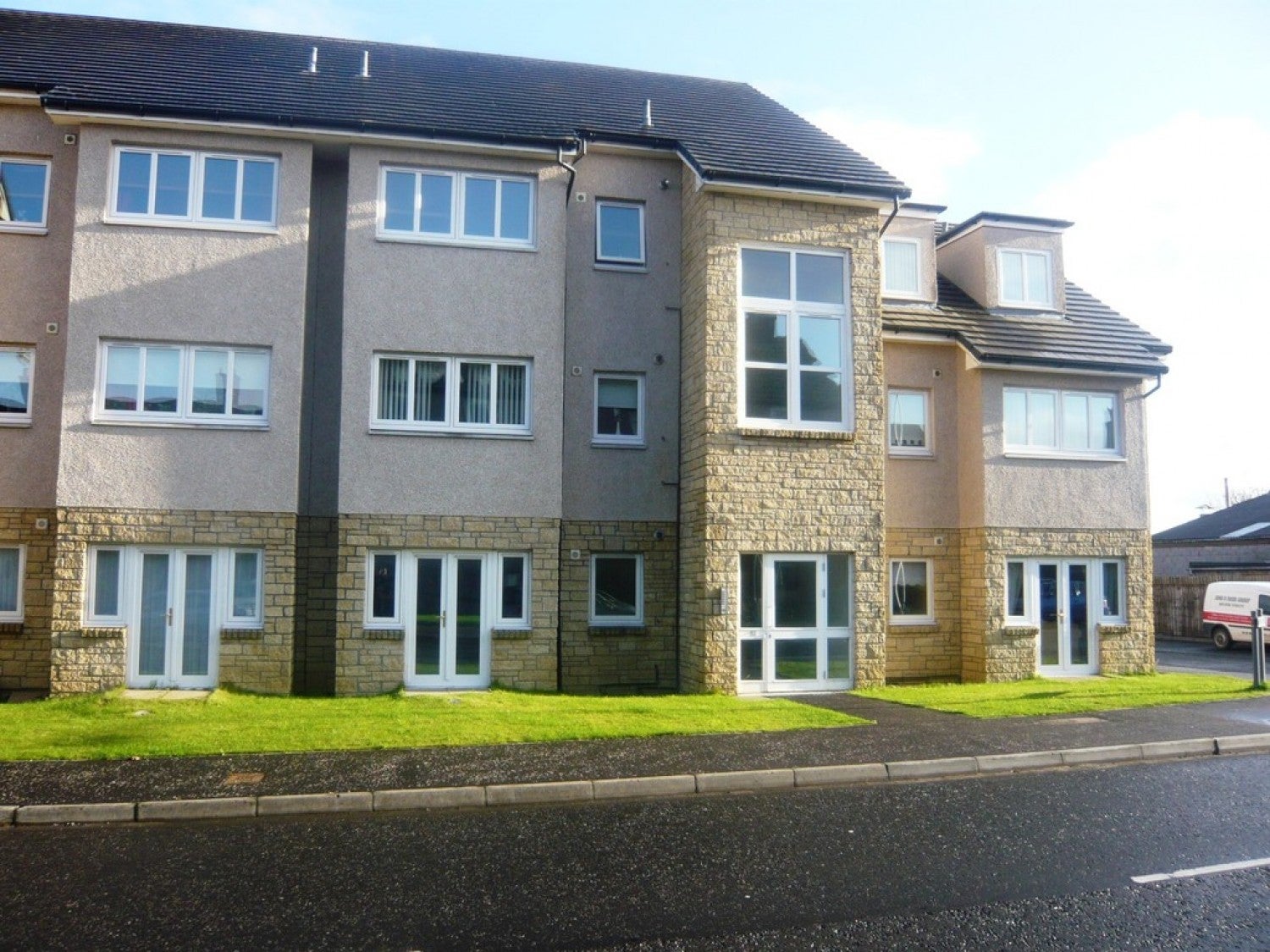 Flat Oakfield Street in Kelty