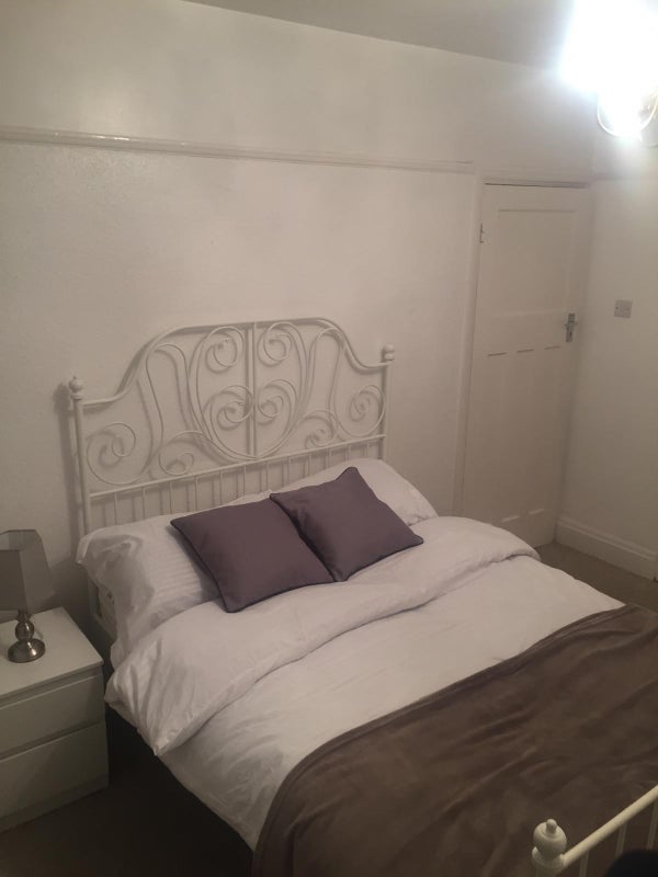 Room Wells Road in Bristol
