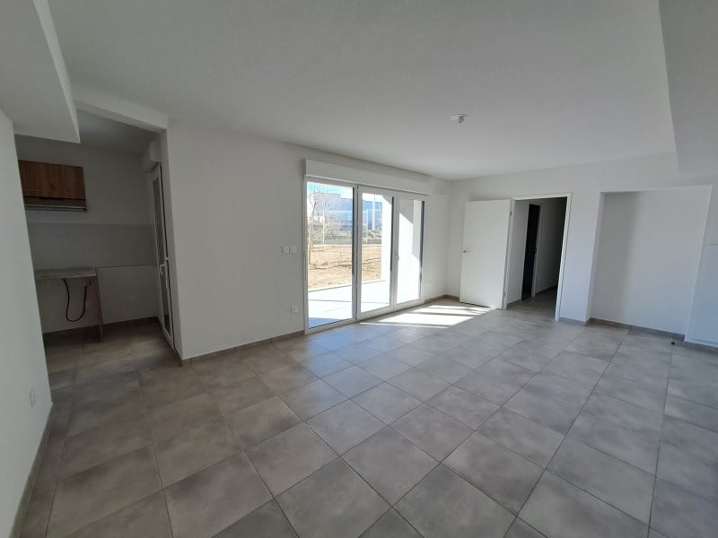 Flat Avenue Charles Deperet in Perpignan