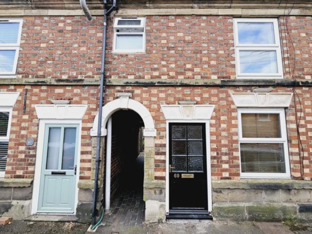 House Commerce Street in South Derbyshire