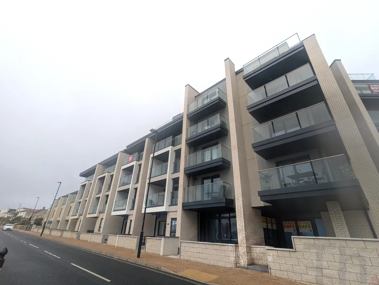 Flat Culver Parade in Sandown