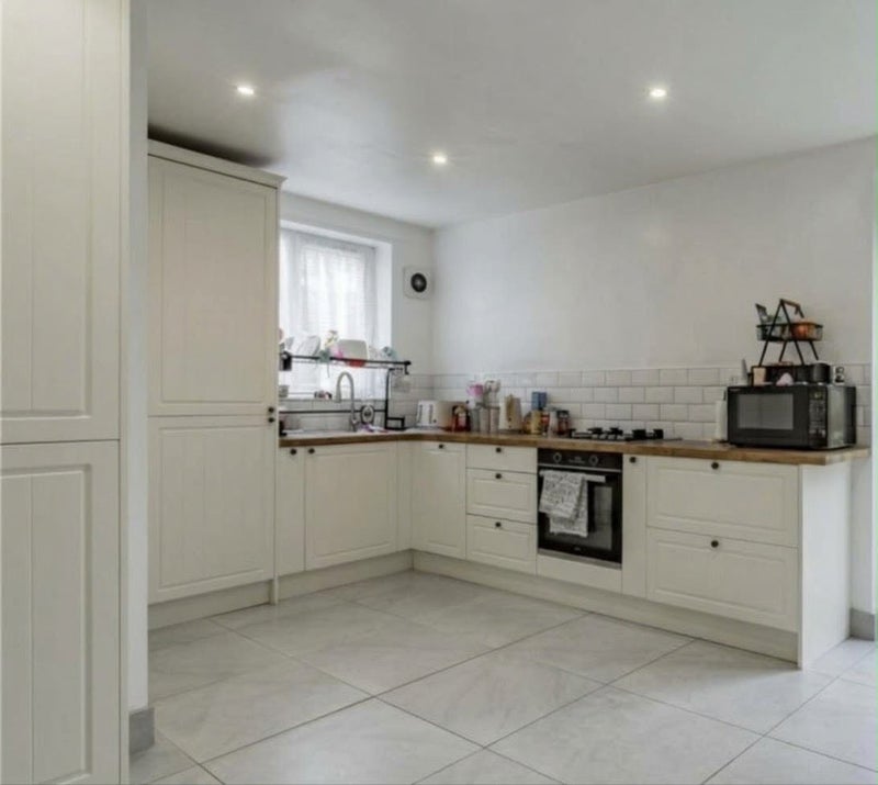 Room Mosedale Road in Middleton