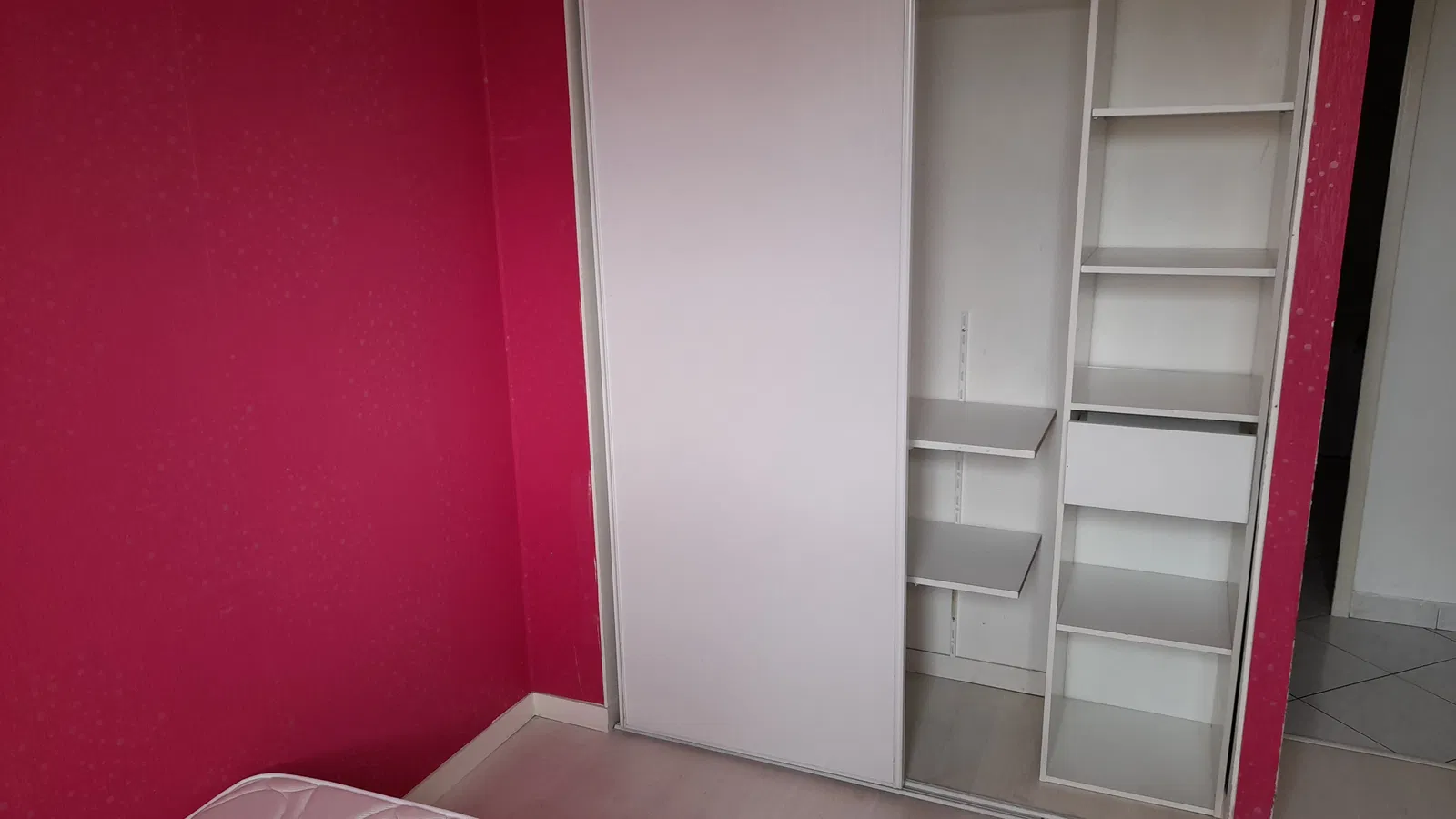 Chambre Allée du Morvan à Échirolles